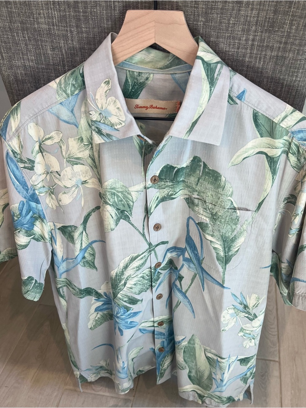 Tommy Bahama Pale Blue Tropical Leaf Print Short-Sleeve Shirt
